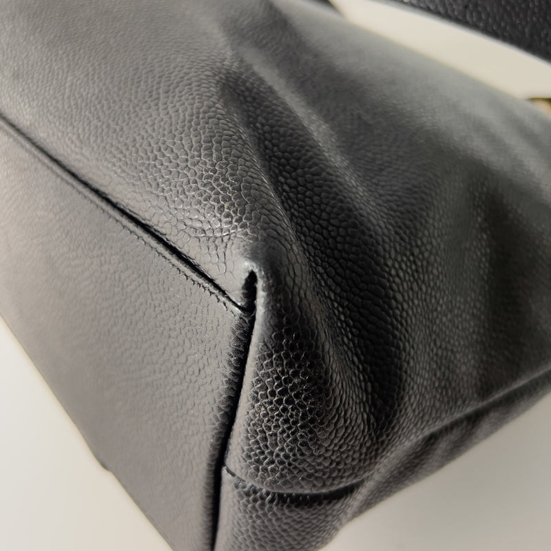 Vintage Caviar CC Turn-lock Tote