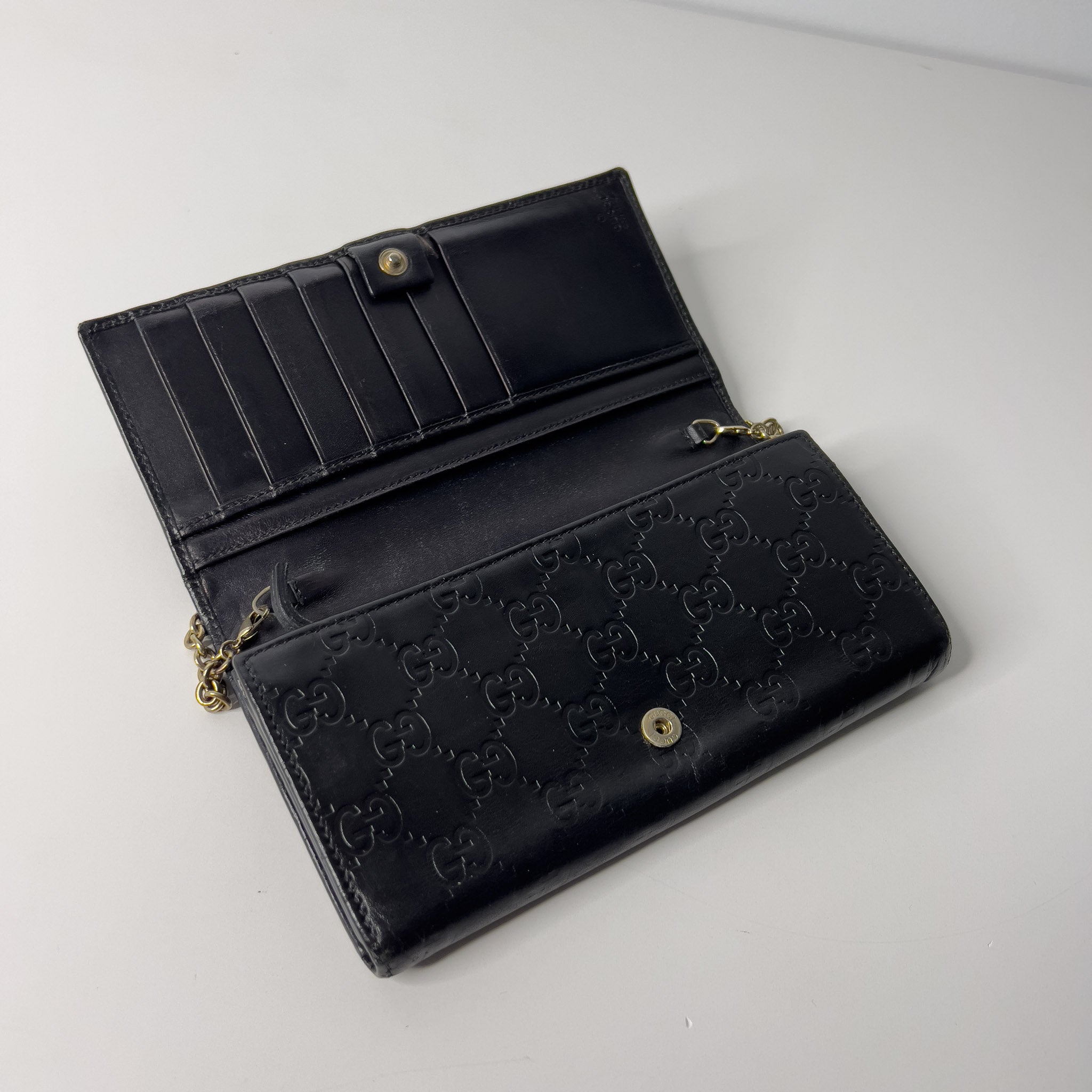 Black Guccissima Wallet on Chain