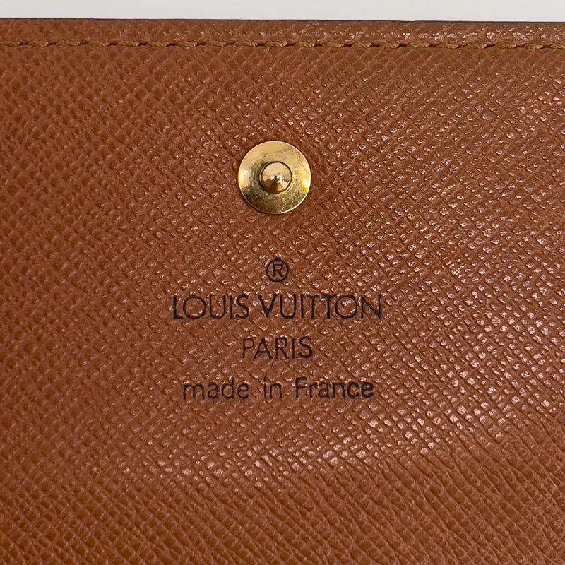 Monogram Wallet with Chain