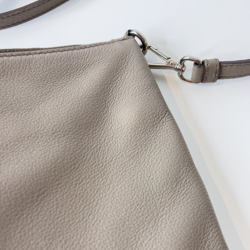 Daino Leather Crossbody