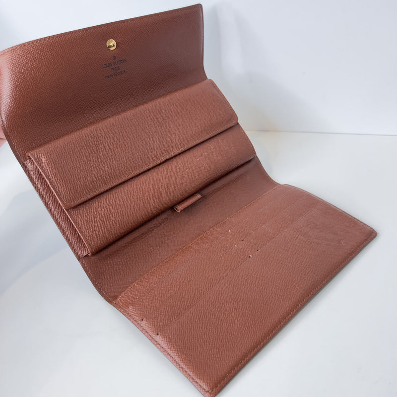 Monogram Wallet with Chain